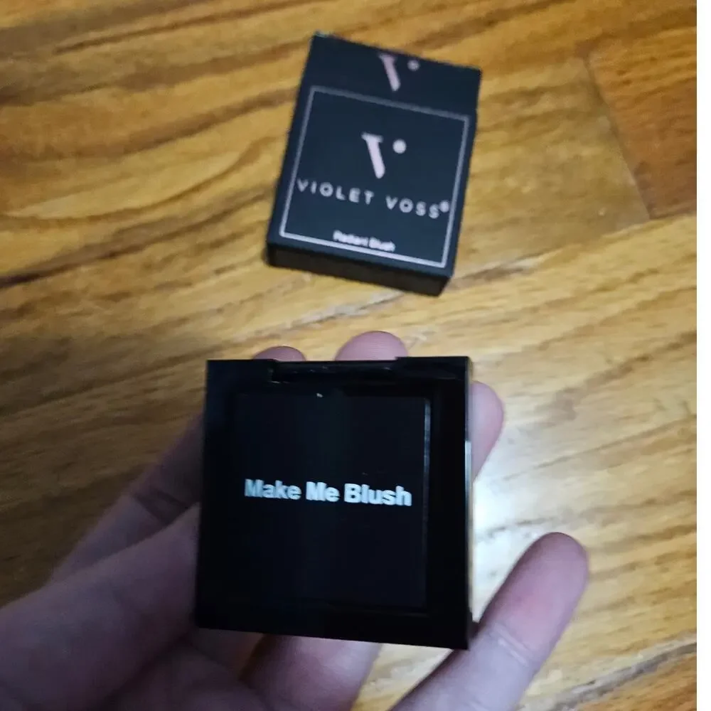 NEW! Violet Voss Radiant Blush Make Me Blush ~ Travel Size